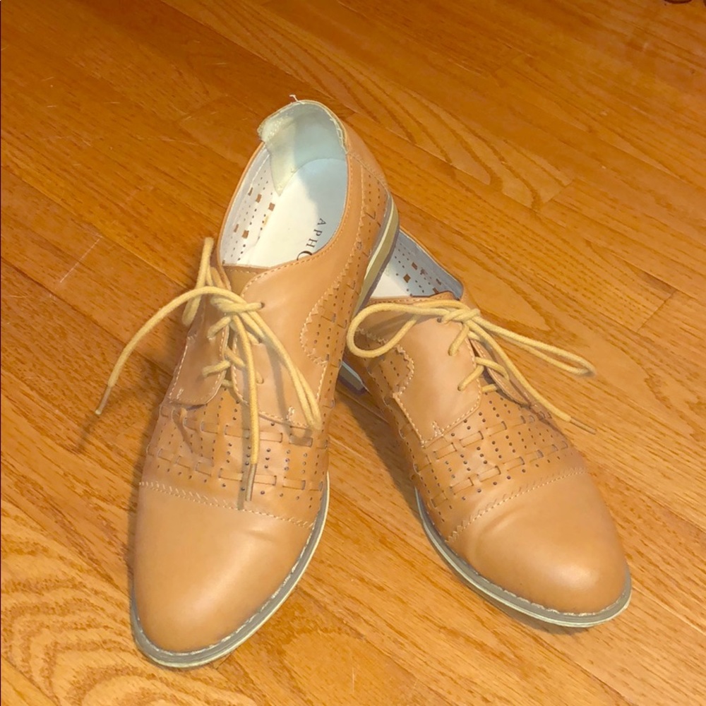 Aphorism oxford style shoes